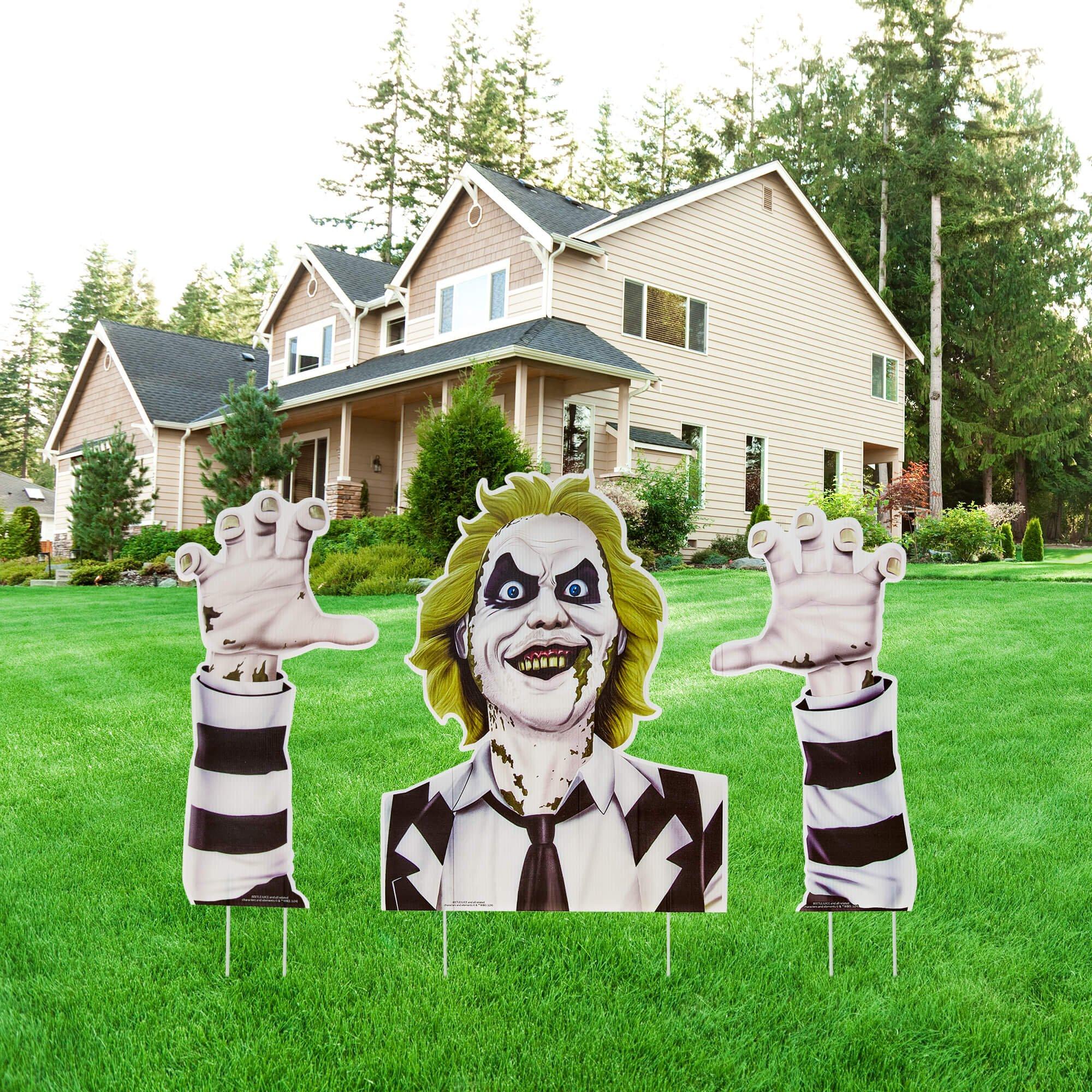 25-inch Beetlejuice Groundbreaker Lawn Decoration